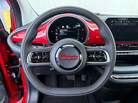 Fiat - 2022 - 500 e - red - personenauto - afbeelding 17 van  17