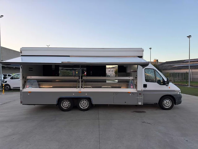 Fiat - ducato - marktkraam - foodtruck - afbeelding 1 van  66