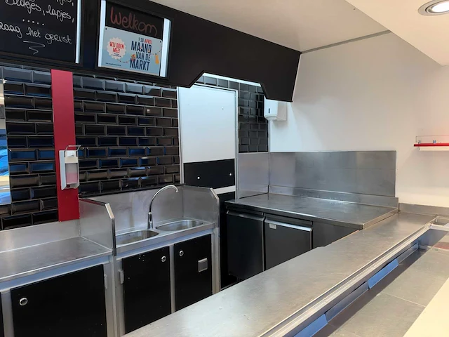 Fiat - ducato - marktkraam - foodtruck - afbeelding 13 van  66