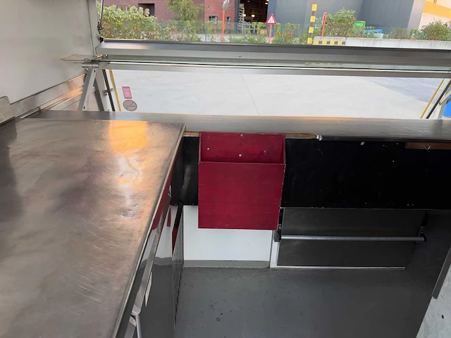 Fiat - ducato - marktkraam - foodtruck - afbeelding 28 van  66