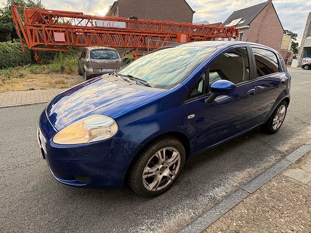 Fiat - grande punto - 1.4 active - car - 2007 - afbeelding 12 van  18