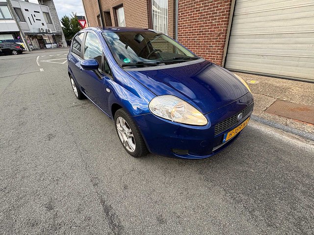 Fiat - grande punto - 1.4 active - car - 2007 - afbeelding 15 van  18