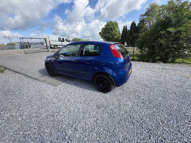 Fiat - grande punto - 1.4 sportsound - car - 2006 - afbeelding 5 van  18