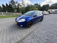 Fiat - grande punto - 1.4 sportsound - car - 2006 - afbeelding 1 van  18