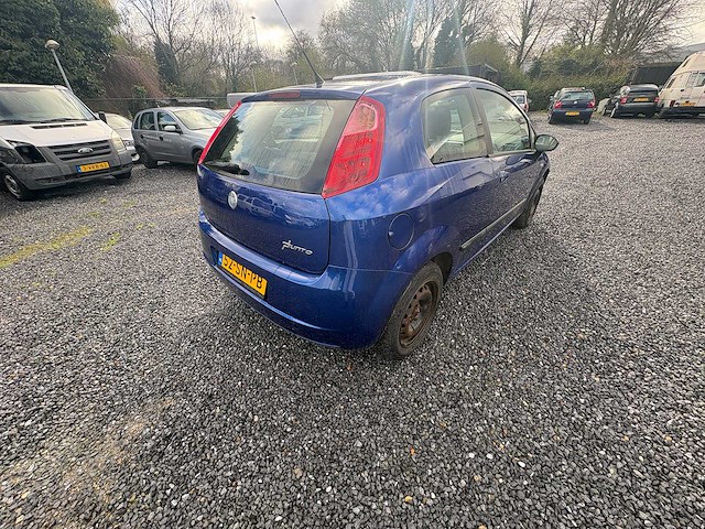 Fiat - grande punto - 1.4 sportsound - car - 2006 - afbeelding 16 van  16