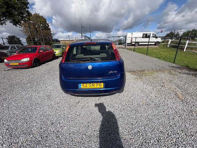 Fiat - grande punto - 1.4 sportsound - car - 2006 - afbeelding 10 van  19