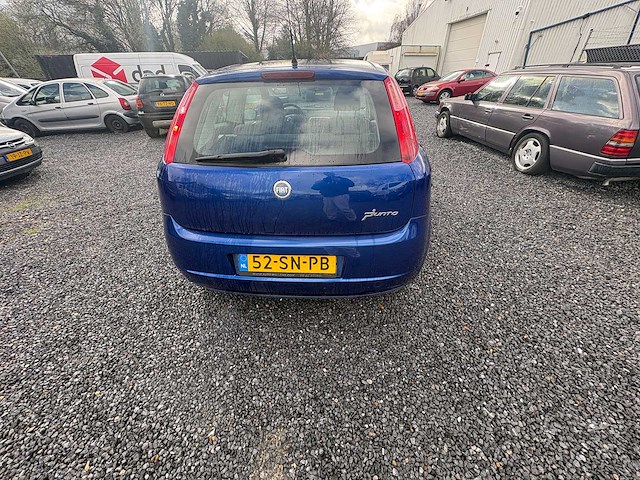 Fiat - grande punto - 1.4 sportsound - car - 2006 - afbeelding 4 van  16