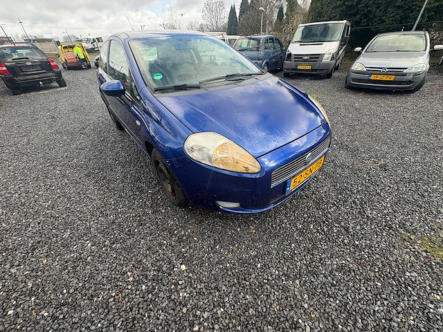 Fiat - grande punto - 1.4 sportsound - car - 2006 - afbeelding 1 van  16