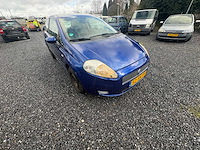 Fiat - grande punto - 1.4 sportsound - car - 2006 - afbeelding 1 van  16