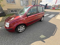 Fiat - panda - car - 10-03-2006 - afbeelding 17 van  21