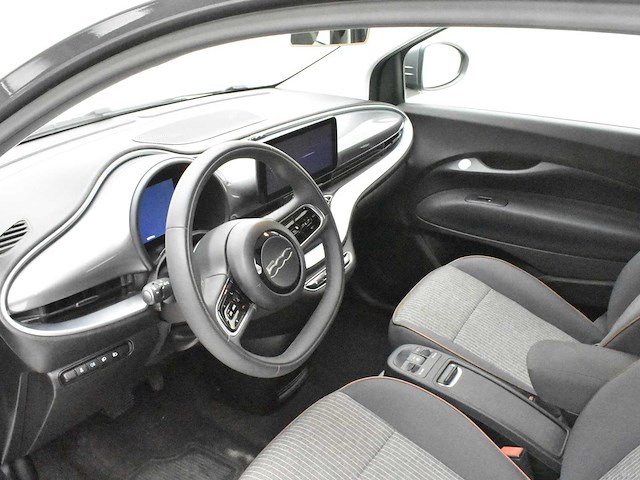 Fiat 500e cabrio 2022 - afbeelding 2 van  36