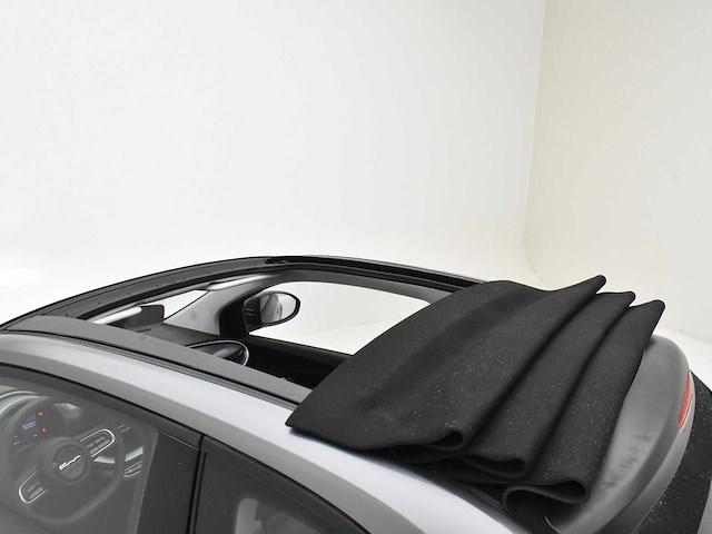 Fiat 500e cabrio 2022 - afbeelding 13 van  36