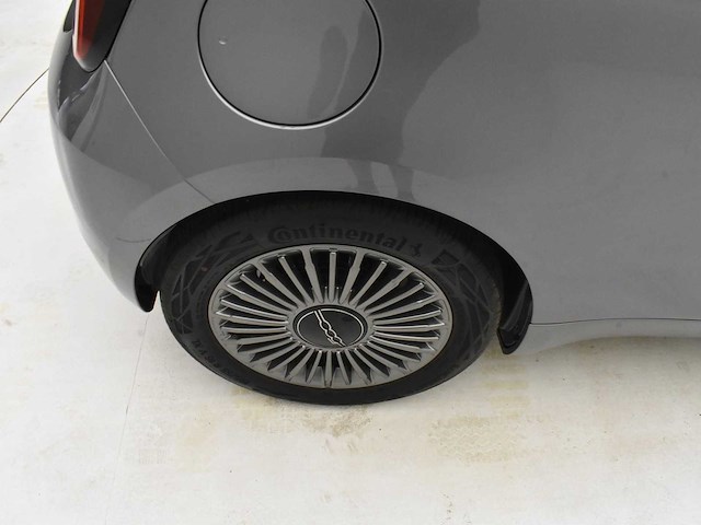 Fiat 500e cabrio 2022 - afbeelding 25 van  36