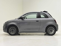 Fiat 500e cabrio 2022 - afbeelding 31 van  36