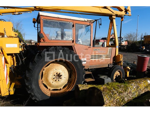 Fiat 780dt h tractor + boomlift (vin: 685297) - afbeelding 17 van  22