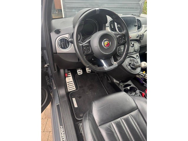 Fiat abarth,2017 - afbeelding 11 van  11