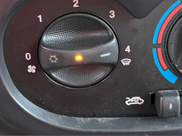 Fiat doblo 1.3 diesel 5 plaatsen a/c - afbeelding 5 van  15