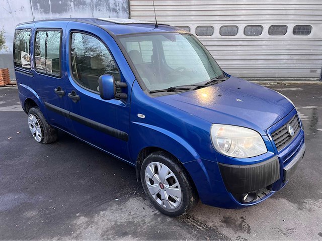 Fiat doblo 1.3 diesel 5 plaatsen a/c - afbeelding 8 van  15