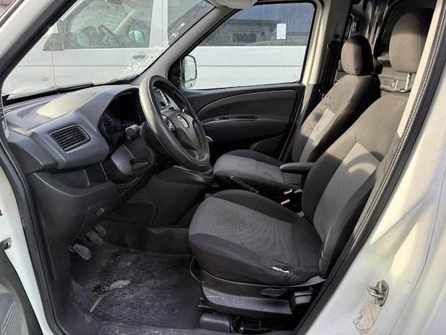 Fiat doblo, 2014 - afbeelding 28 van  30