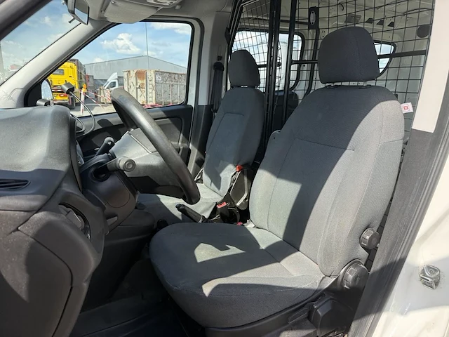 Fiat doblo, 2017 - afbeelding 2 van  32
