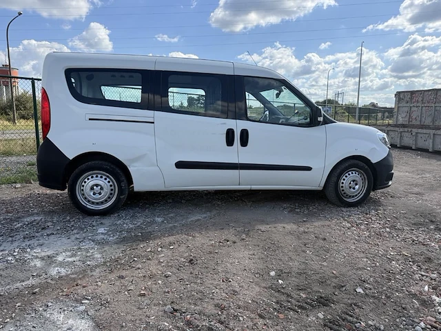 Fiat doblo, 2017 - afbeelding 27 van  32