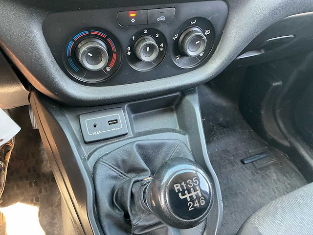 Fiat doblo bedrijfswagen - afbeelding 5 van  16