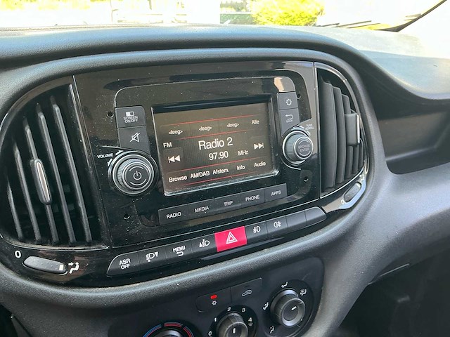 Fiat doblo bedrijfswagen - afbeelding 6 van  7