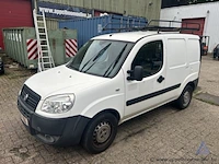 Fiat doblo cargo, zfa22300005661107, 1e insch 18/11/2008, 104245km, 57kw, 1368cm³, benzine, manueel, bestelwagen, euro 4, mtm 1920kg, tarra 1200kg, 3 sleutels, keuring tot 26/11/2026, insch. deel i, coc en identificatieverslag, imperiaal