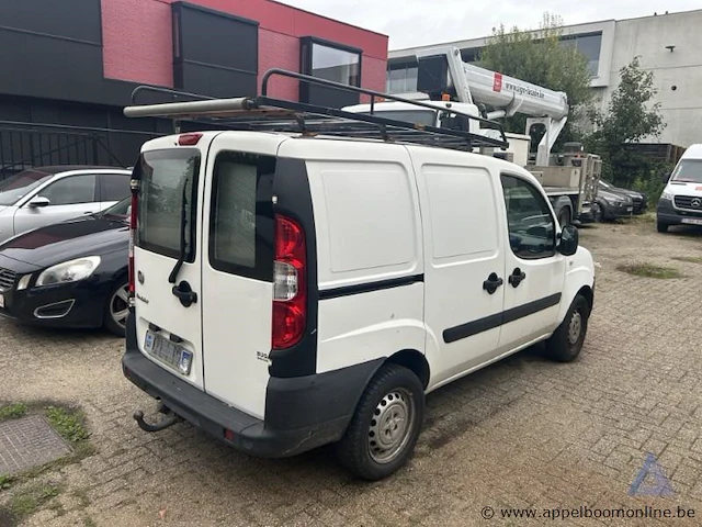Fiat doblo cargo, zfa22300005661107, 1e insch 18/11/2008, 104245km, 57kw, 1368cm³, benzine, manueel, bestelwagen, euro 4, mtm 1920kg, tarra 1200kg, 3 sleutels, keuring tot 26/11/2026, insch. deel i, coc en identificatieverslag, imperiaal - afbeelding 13 van  18