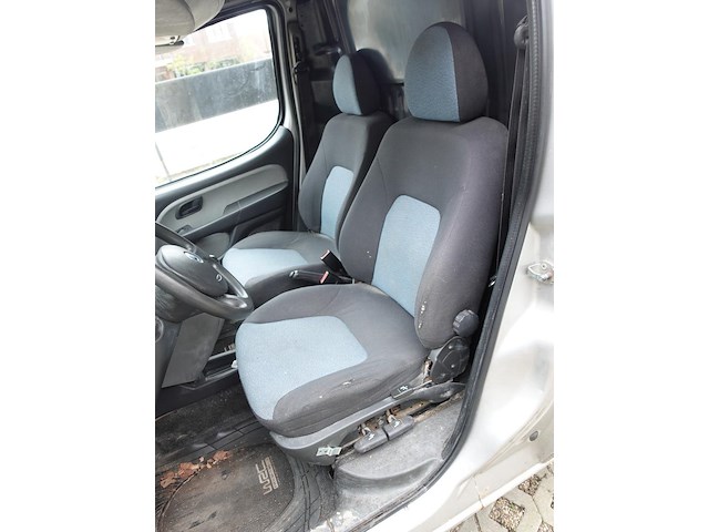 Fiat doblo cargo - afbeelding 12 van  13