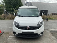 Fiat doblo lichte vrachtwagen - afbeelding 4 van  11