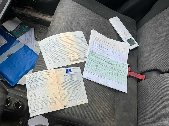 Fiat doblo lichte vrachtwagen - afbeelding 2 van  11