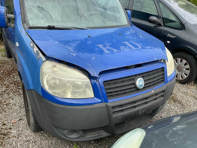 Fiat doblo voor onderdelen (zonder motor!) - afbeelding 3 van  8