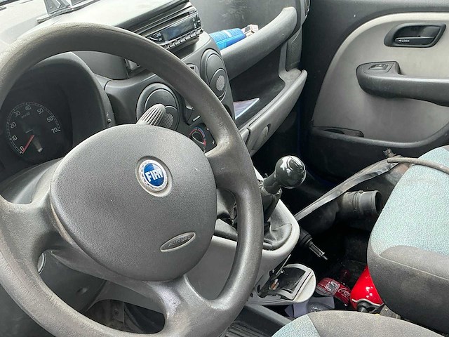Fiat doblo voor onderdelen (zonder motor!) - afbeelding 8 van  8