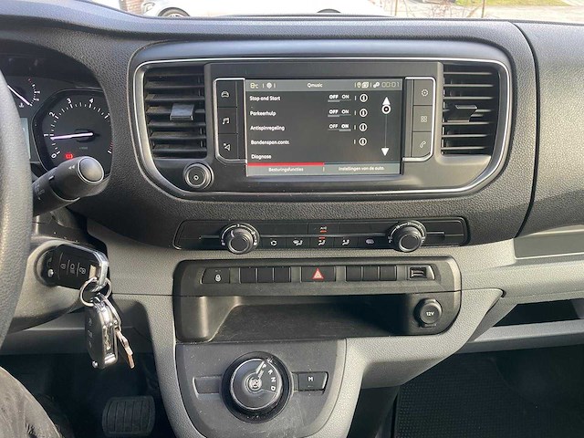 Fiat dubbele cabine scudo bedrijfswagen - afbeelding 2 van  12