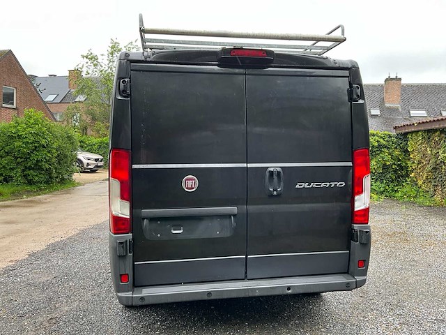Fiat ducato 2.3 multijet bedrijfswagen - 3 pers - airco -dakrails - afbeelding 32 van  57