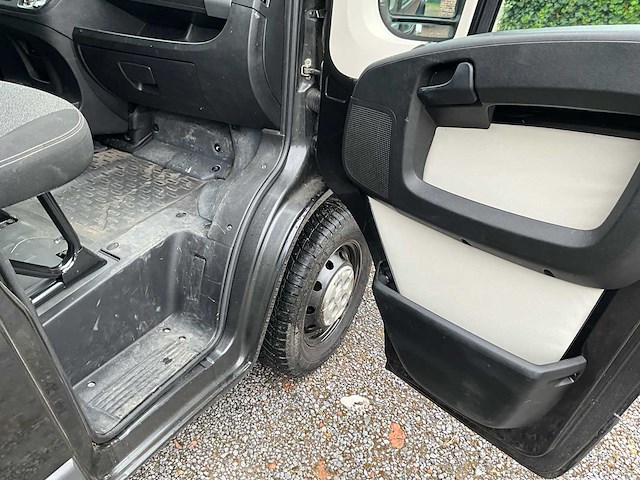 Fiat ducato 2.3 multijet bedrijfswagen - 3 pers - airco -dakrails - afbeelding 10 van  19