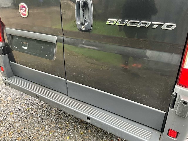 Fiat ducato 2.3 multijet bedrijfswagen - 3 pers - airco -dakrails - afbeelding 13 van  32
