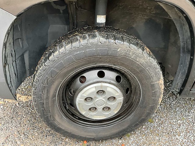 Fiat ducato 2.3 multijet bedrijfswagen - 3 pers - airco -dakrails - afbeelding 32 van  32