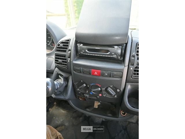 Fiat ducato lichte vrachtwagen met dhollandia laadklep - afbeelding 5 van  14