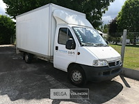 Fiat ducato lichte vrachtwagen met dhollandia laadklep