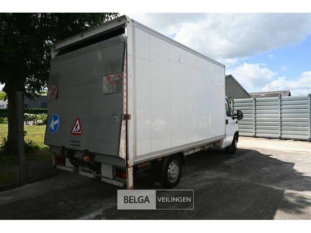 Fiat ducato lichte vrachtwagen met dhollandia laadklep - afbeelding 13 van  14