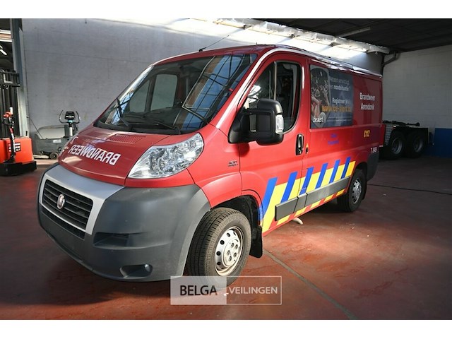 Fiat ducato lichte vrachtwagen - afbeelding 17 van  26