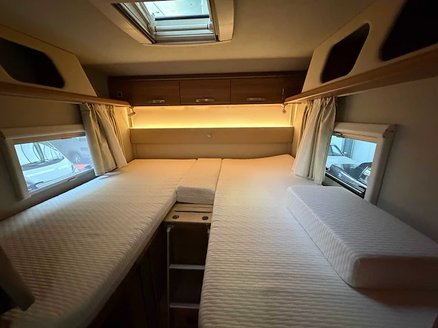 Fiat ducato weinsberg - carasuite camper - mobilhome - afbeelding 35 van  46