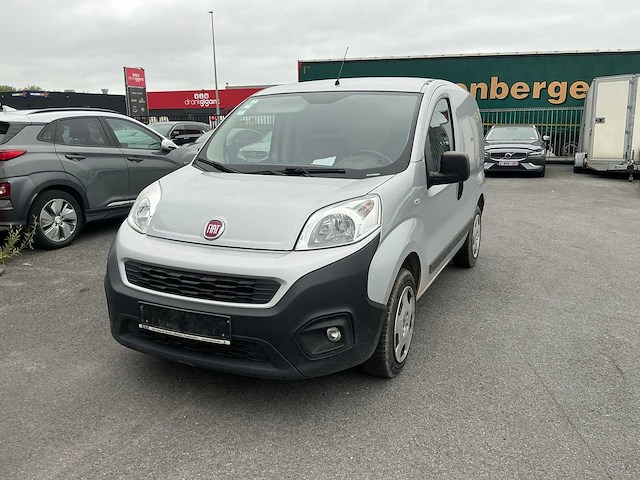 Fiat fiorino lichte vrachtwagen - afbeelding 1 van  12