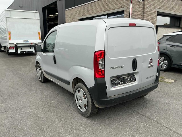 Fiat fiorino lichte vrachtwagen - afbeelding 9 van  12