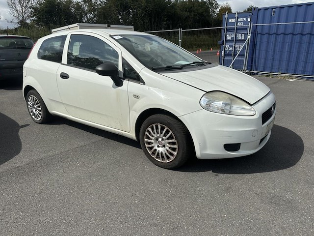 Fiat grande punto 1.3 multijet actual 104g, 2010 - afbeelding 3 van  31