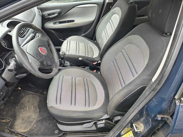 Fiat punto - 2010 - afbeelding 2 van  20