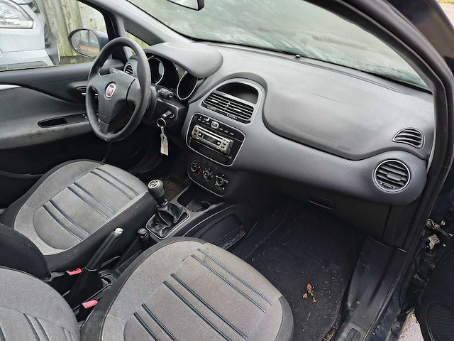 Fiat punto - 2010 - afbeelding 8 van  20