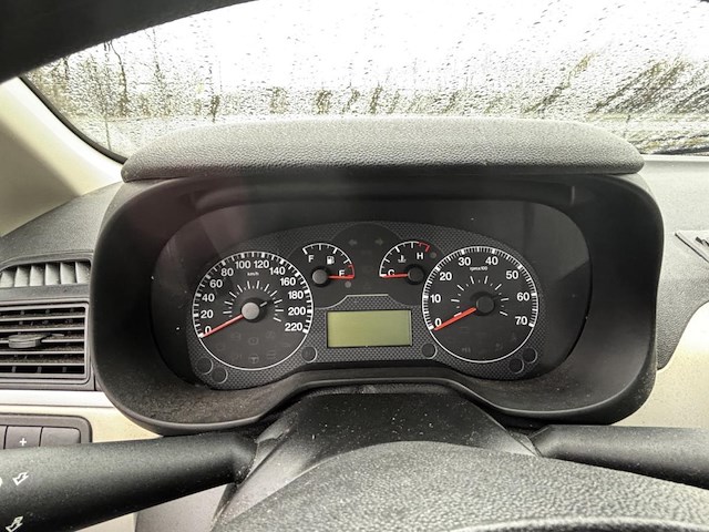 Fiat punto 1.2i 8v primo, 2005 - afbeelding 2 van  23